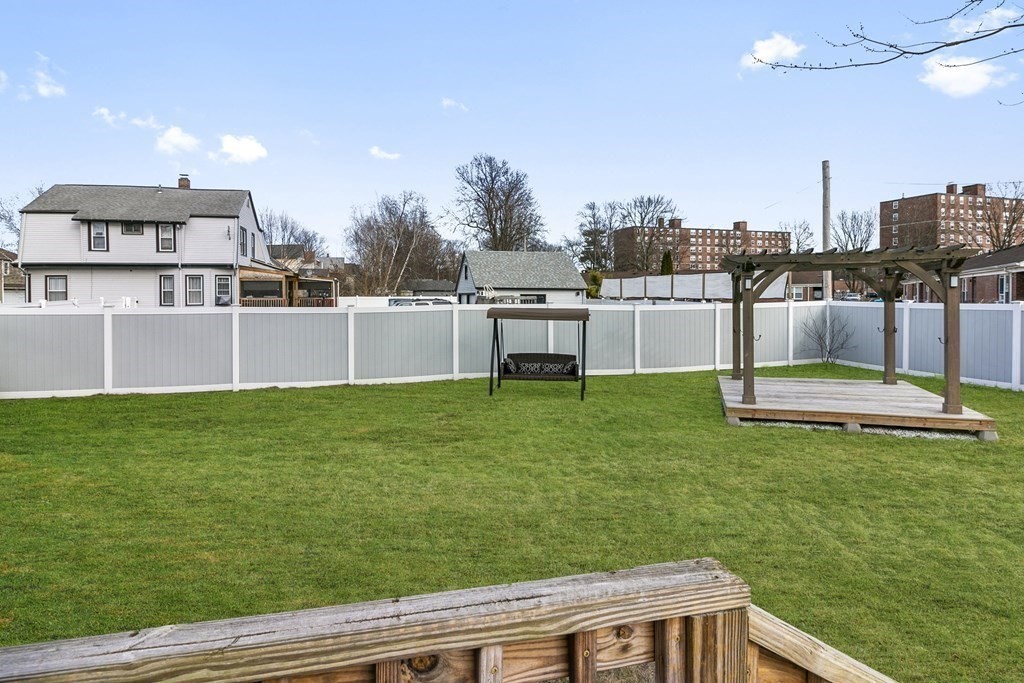 115 Clayton Street Springfield, MA 01107 - Photo 35 of 40 Gallery Image 35