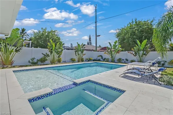 $8,000 | 724 100th Avenue North, Naples, FL 34108