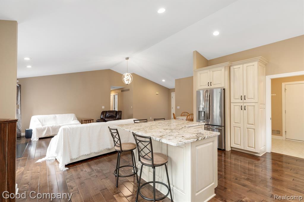 41553 Cherry Hill Road Canton, MI 48188 - Photo 12 of 38