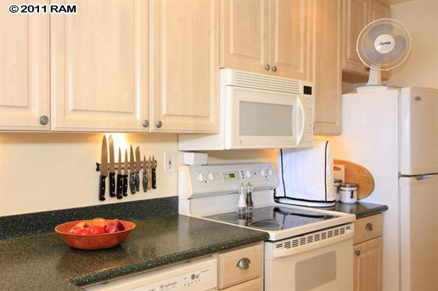 3833 Lower Honoapiilani Road, Unit C103 Lahaina, HI 96761 - Photo 10 of 21 Gallery Image 10