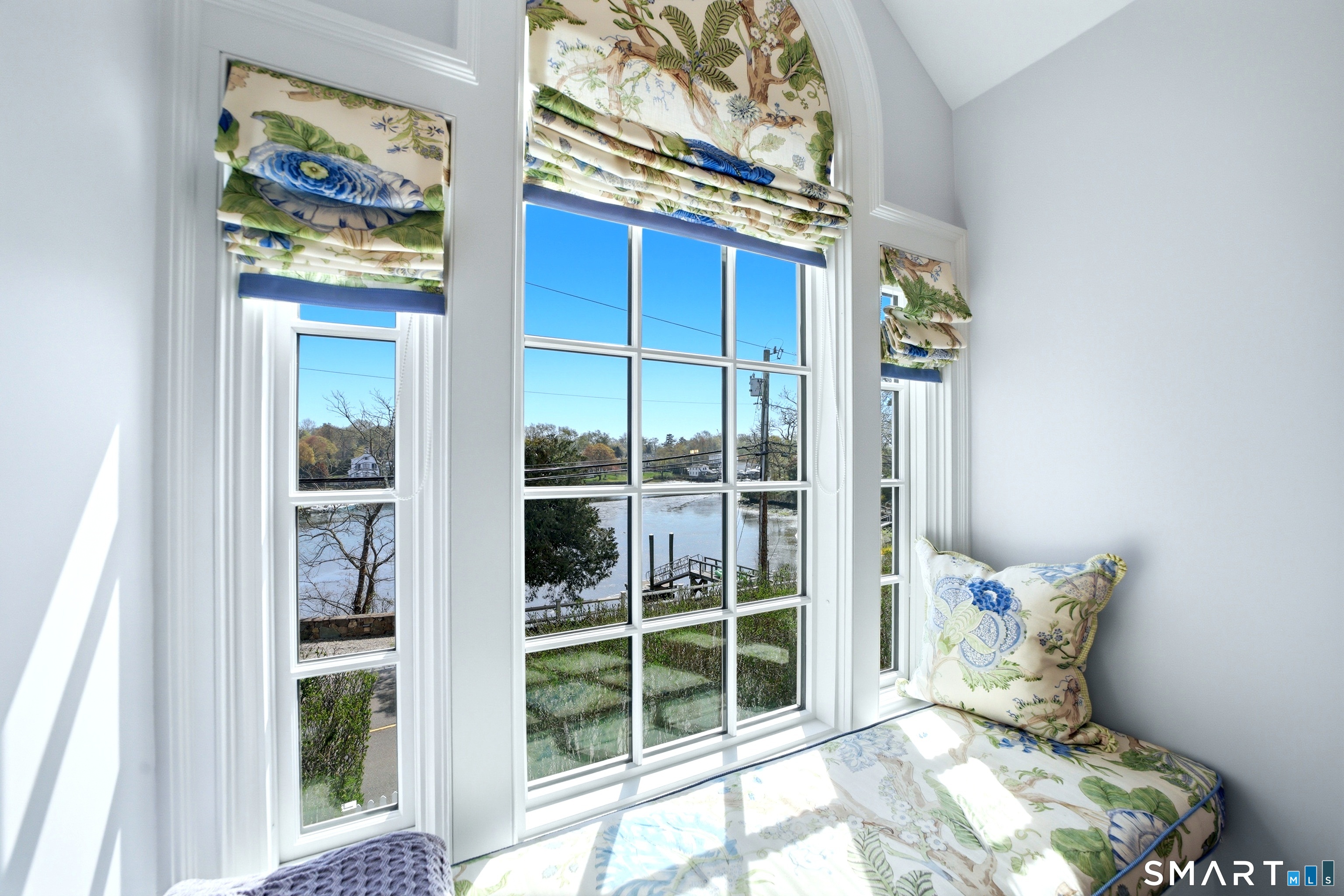 64 5 Mile River Road Darien, CT 06820 - Photo 27 of 40