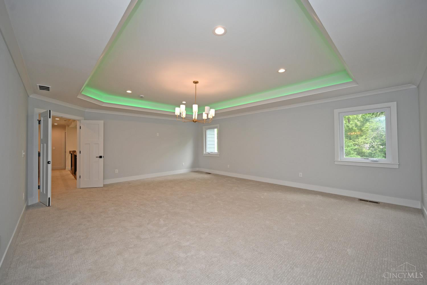 8639 Weller Road Montgomery, OH 45249 - Photo 36 of 61 Gallery Image 36
