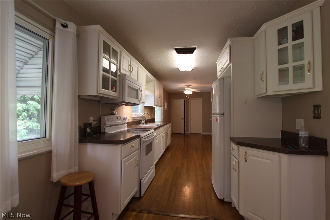 10266 Broadview Road Broadview Heights, OH 44147 - Photo 6 of 10 Gallery Image 6
