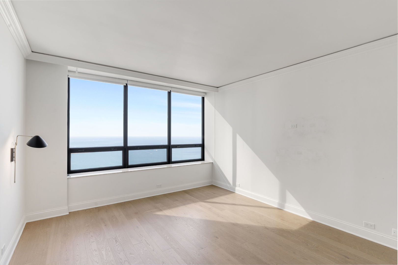 180 East Pearson Street, Unit 3502 Chicago, IL 60611 - Photo 14 of 33