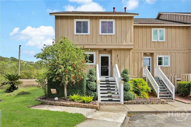 $2,300 | 12502 Apache Avenue, Unit 20, Savannah, GA 31419