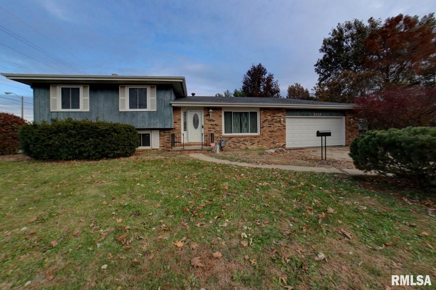 2132 North 24th Street Springfield, IL 62702 - Photo 1 of 35