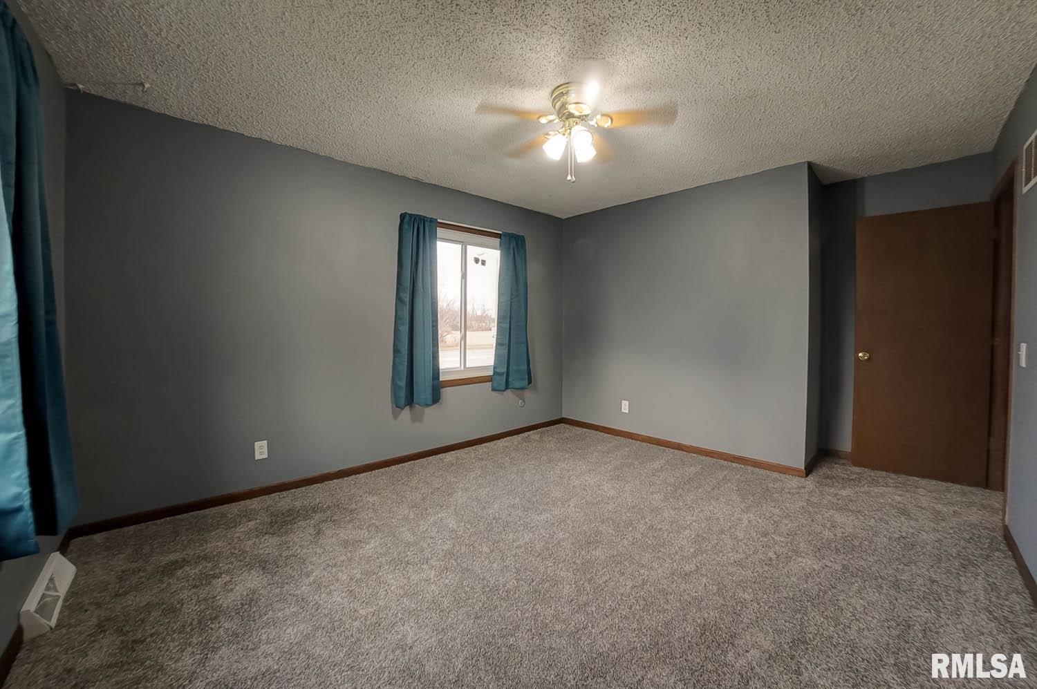 2132 North 24th Street Springfield, IL 62702 - Photo 22 of 35