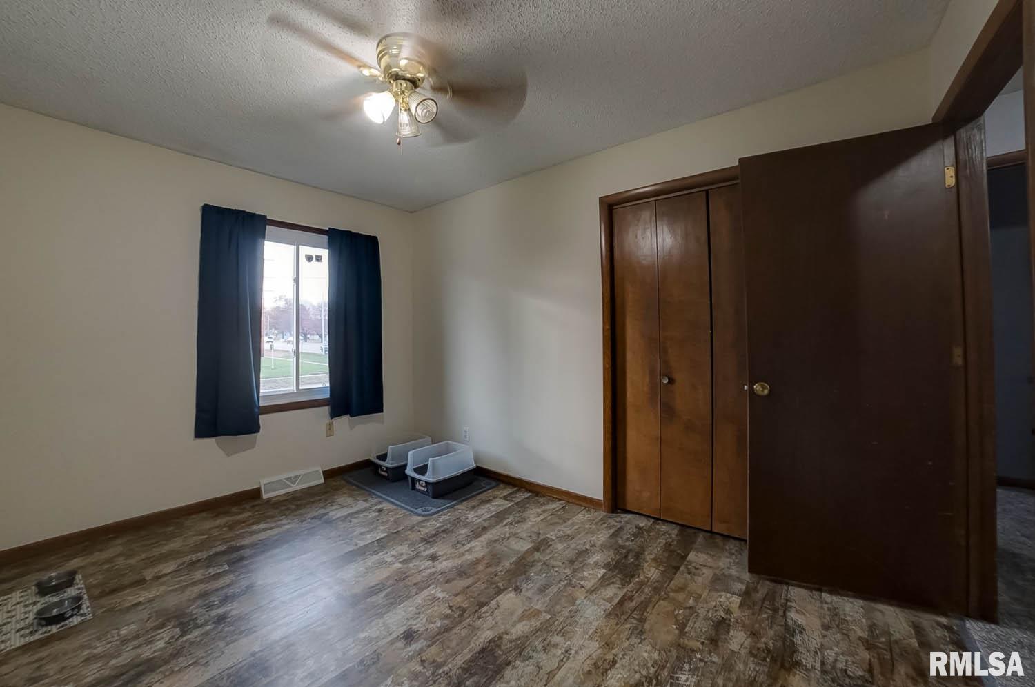 2132 North 24th Street Springfield, IL 62702 - Photo 25 of 35
