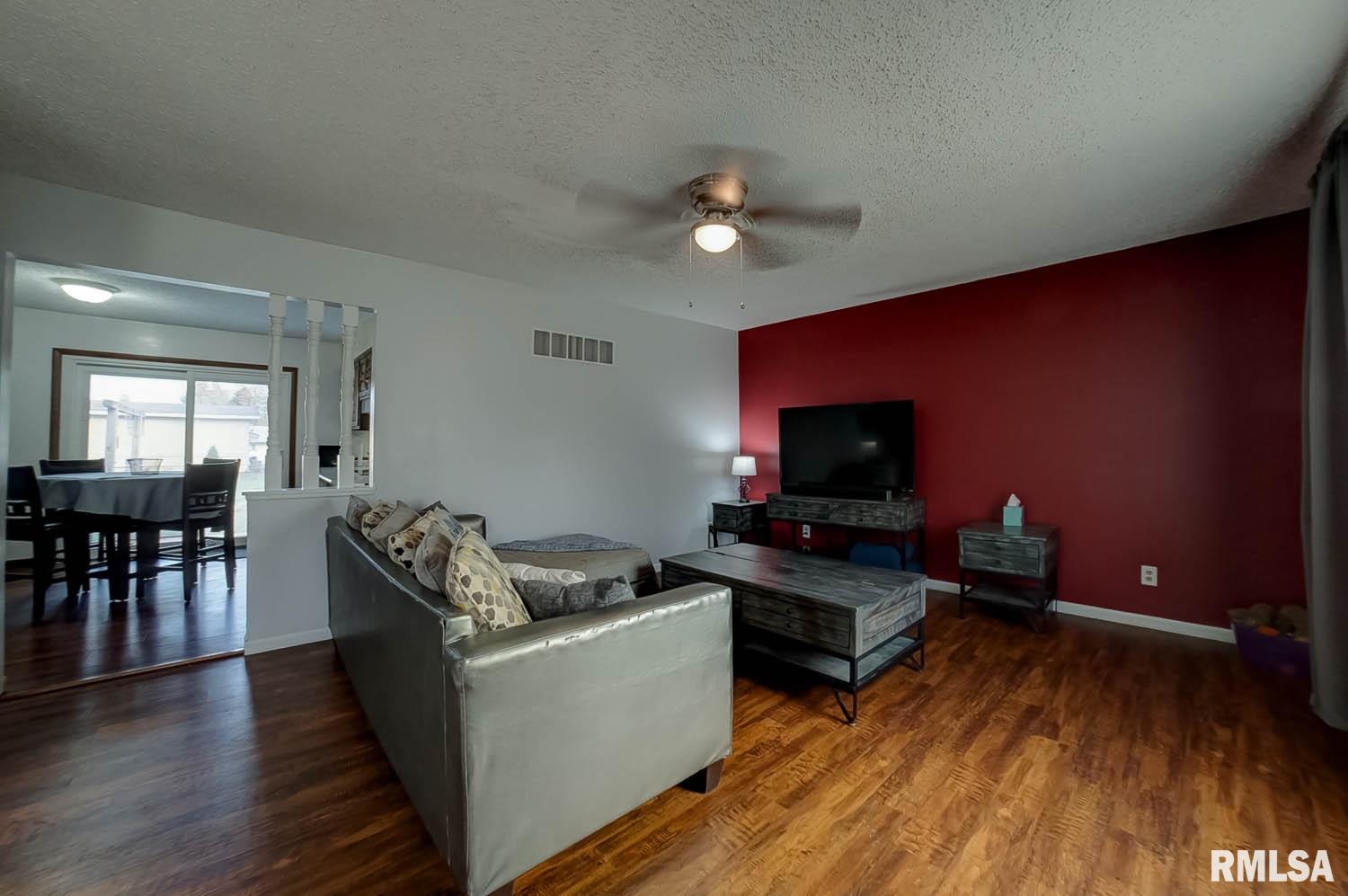 2132 North 24th Street Springfield, IL 62702 - Photo 5 of 35