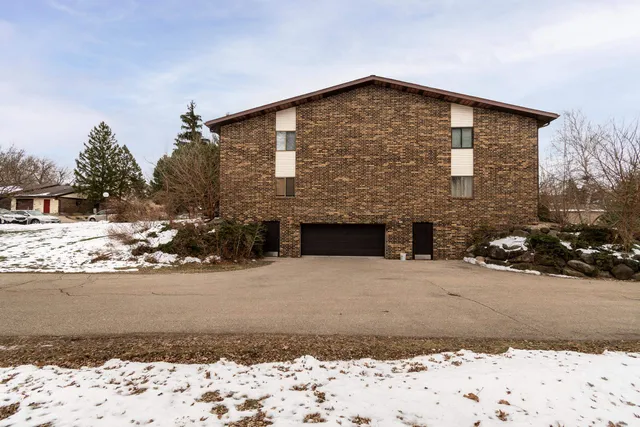 $164,900 | 1009 North Sunny Vale Lane, Unit C, Madison, WI 53713