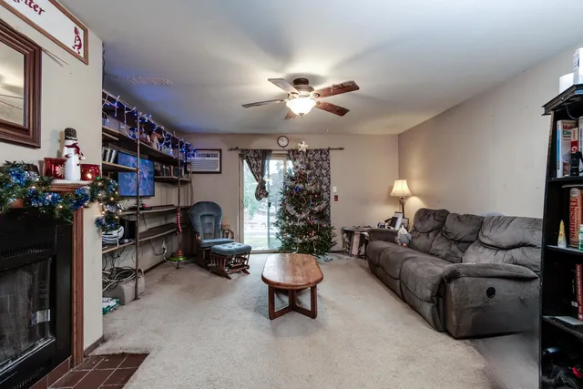 $164,900 | 1009 North Sunny Vale Lane, Unit C, Madison, WI 53713