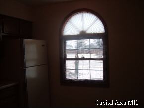6404 Hayley Court Springfield, IL 62712 - Photo 3 of 7 Gallery Image 3