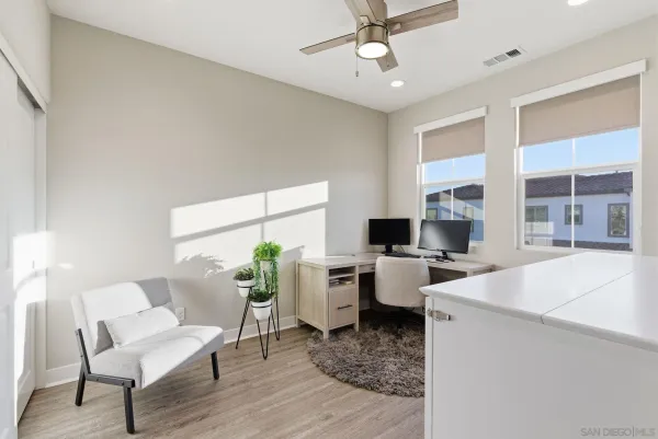 $799,000 | 4382 Pacifica Way, Unit 4, Oceanside, CA 92056