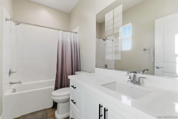 $799,000 | 4382 Pacifica Way, Unit 4, Oceanside, CA 92056