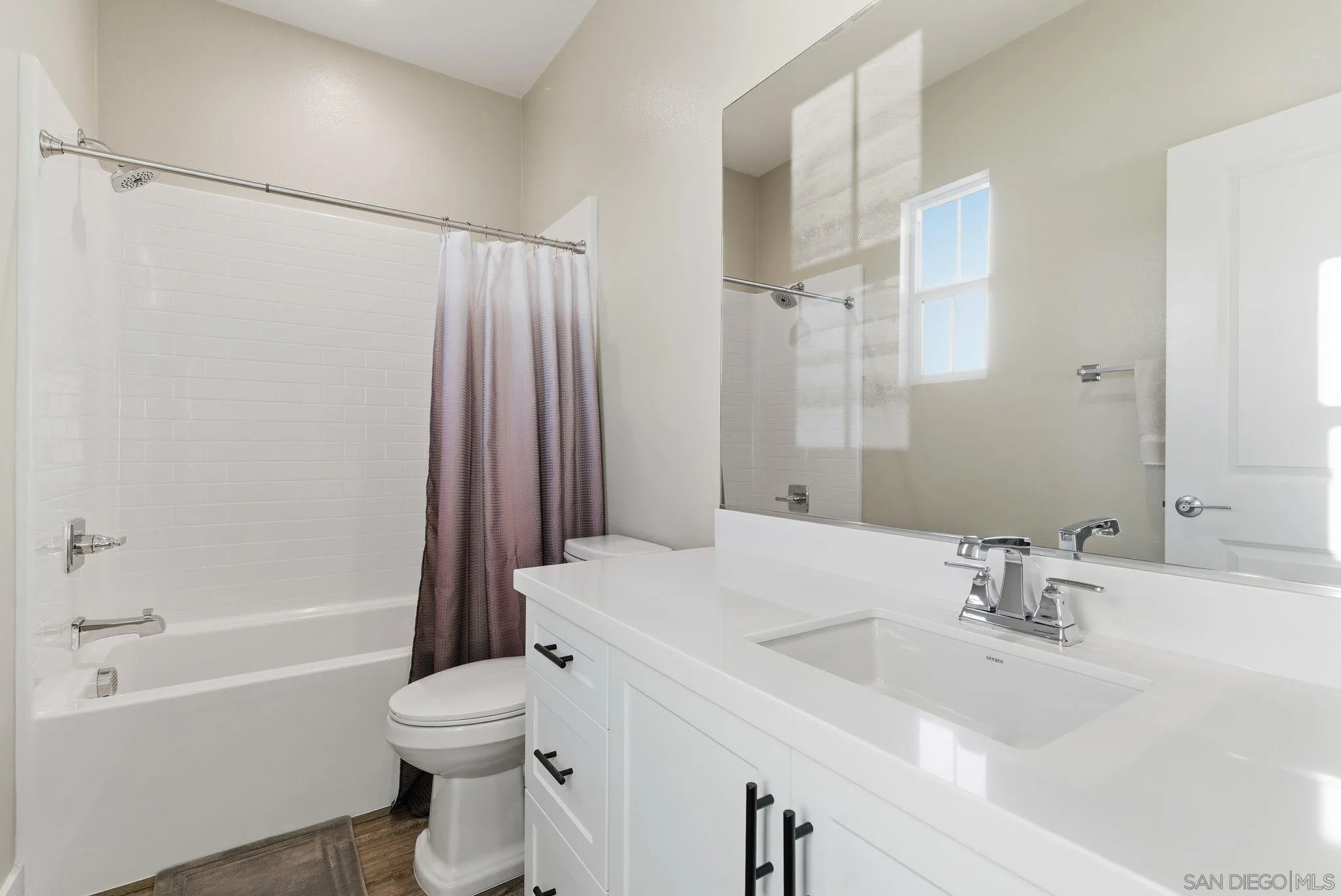 4382 Pacifica Way, Unit 4 Oceanside, CA 92056 - Photo 19 of 42