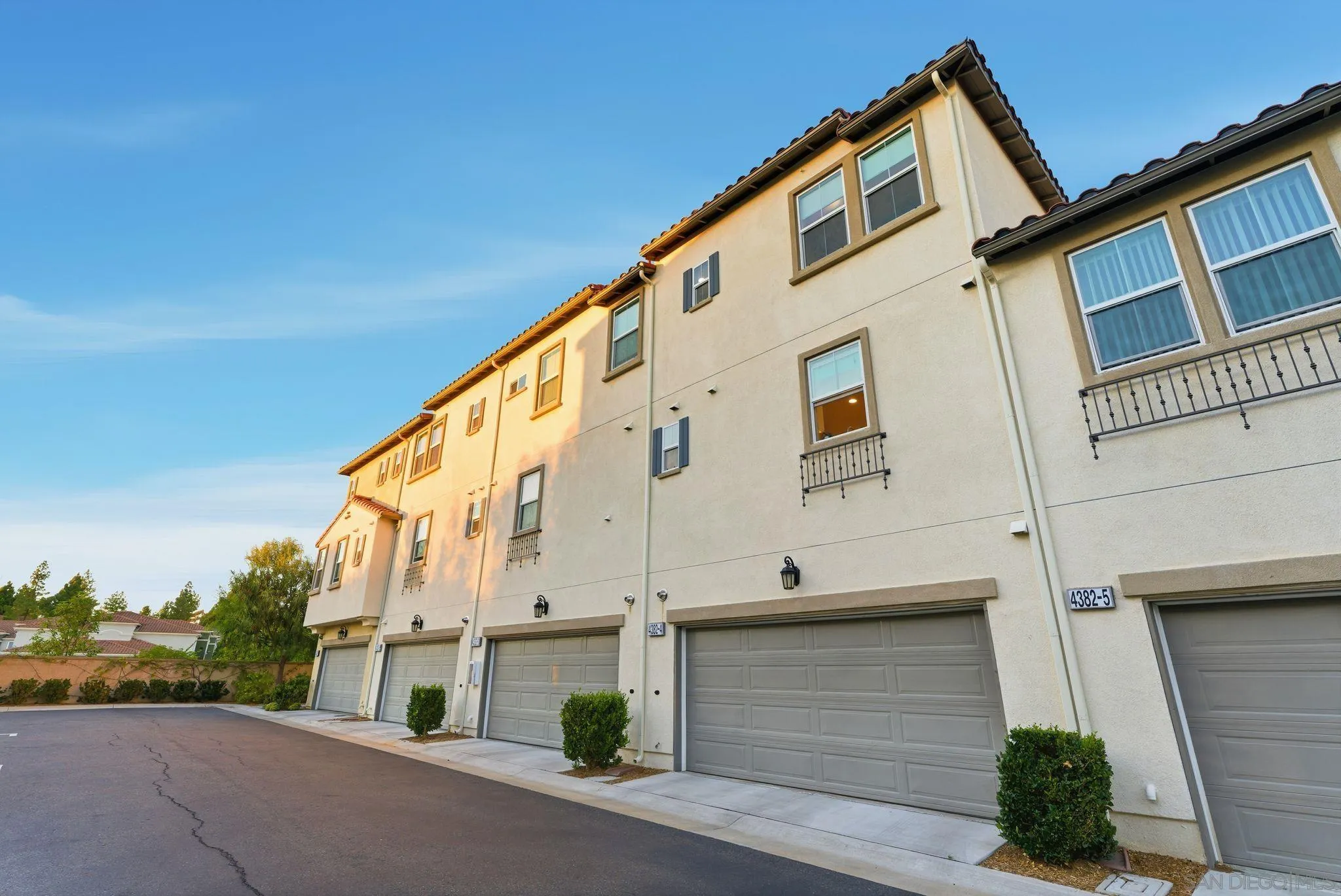 4382 Pacifica Way, Unit 4 Oceanside, CA 92056 - Photo 26 of 42
