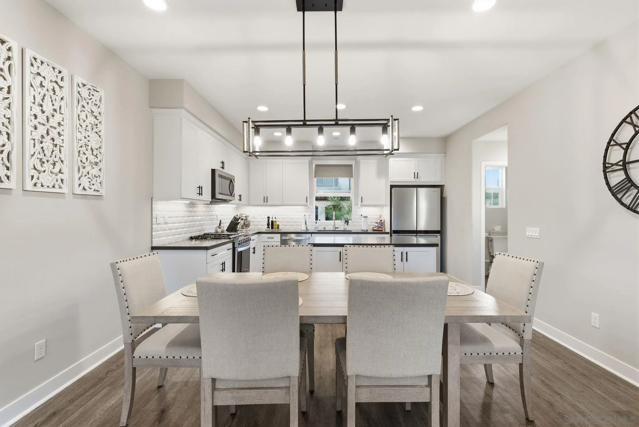 4382 Pacifica Way, Unit 4 Oceanside, CA 92056 - Photo 6 of 42