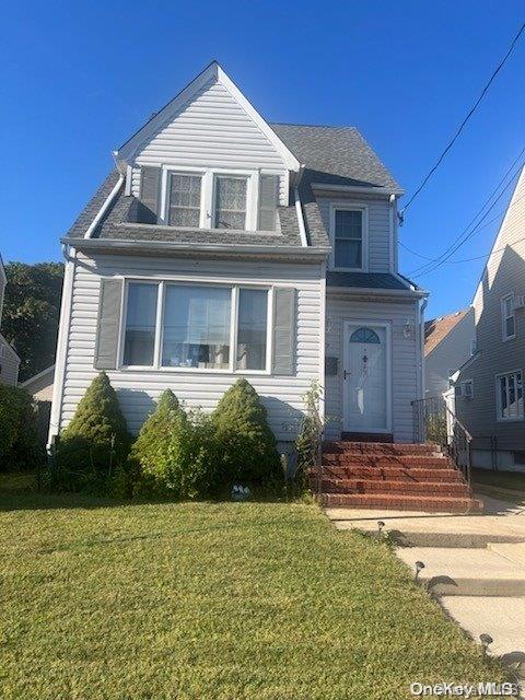 79 Munro Boulevard Valley Stream, NY 11581 - Photo 1 of 1