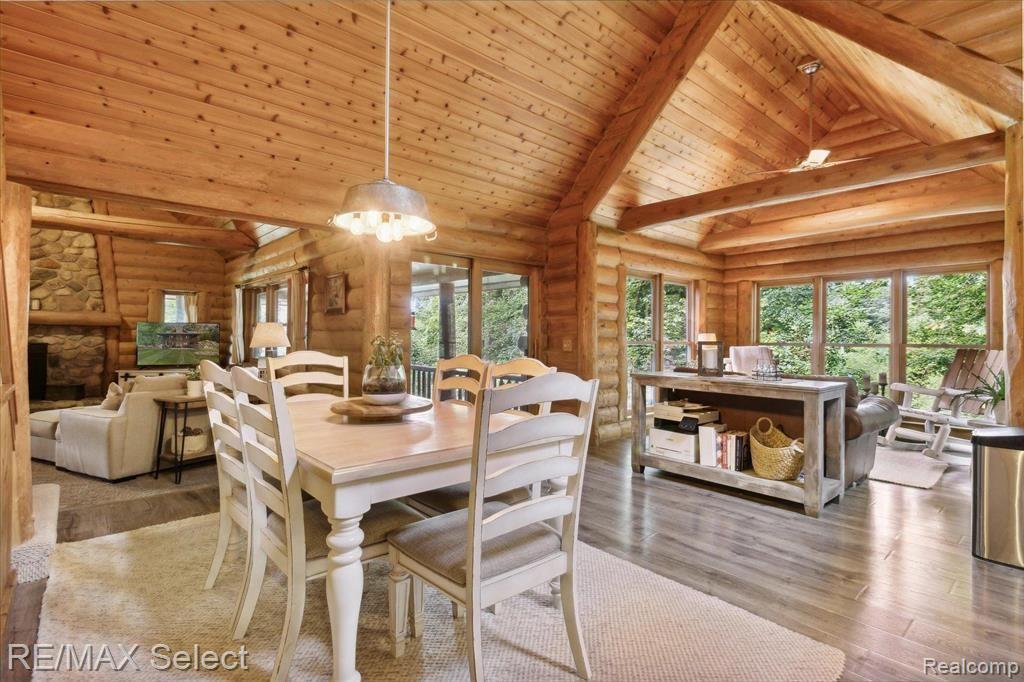 8228 Center Road Fenton, MI 48430 - Photo 16 of 36