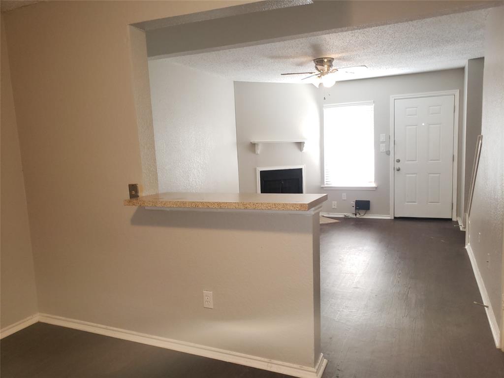 644 South Rogers Road Irving, TX 75060 - Photo 10 of 19