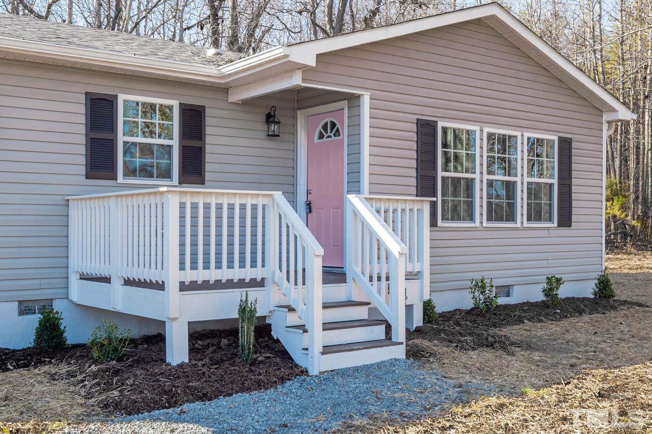 5880 Preacher Hayes Road Mebane, NC 27302 - Photo 4 of 22 Gallery Image 4