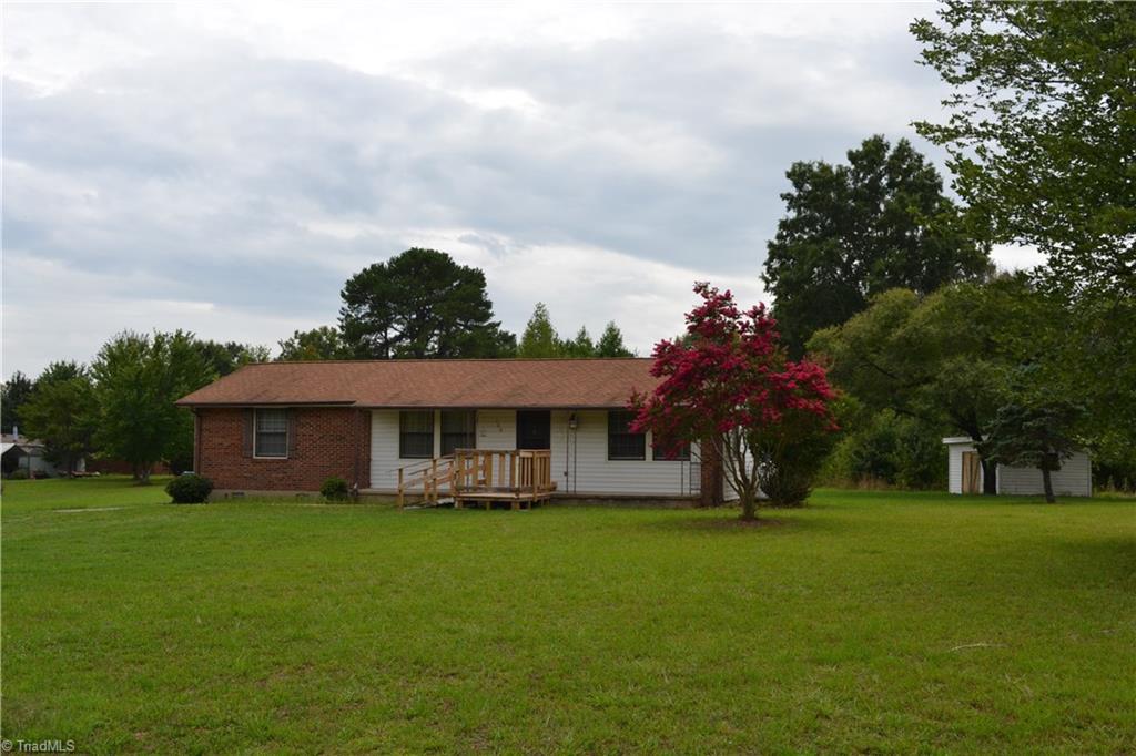 100 Dalton Loop Road Stoneville, NC 27048 - Photo 3 of 10 Gallery Image 3