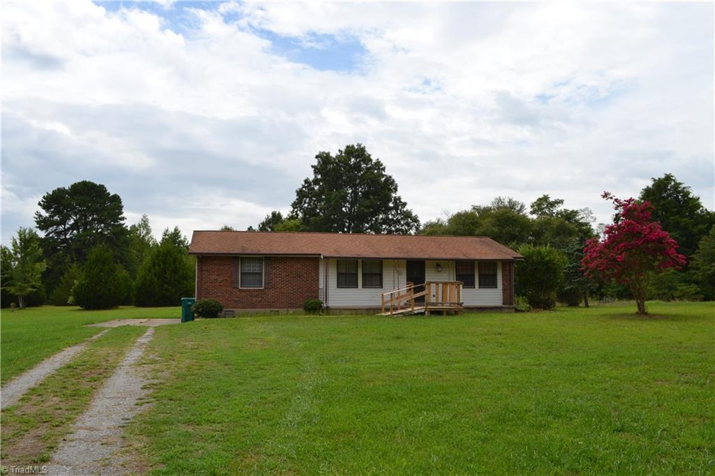 100 Dalton Loop Road Stoneville, NC 27048 - Photo 4 of 10 Gallery Image 4