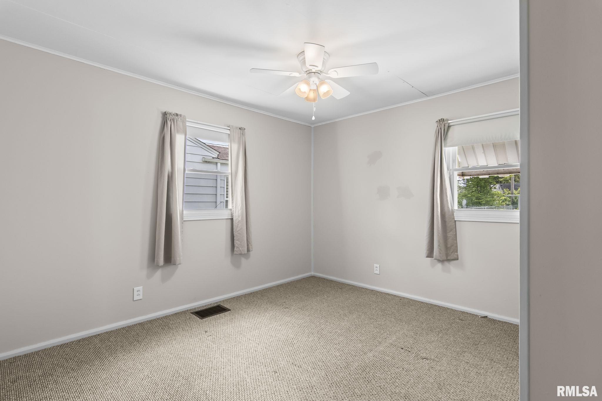 1605 North 21st Street Springfield, IL 62702 - Photo 17 of 31