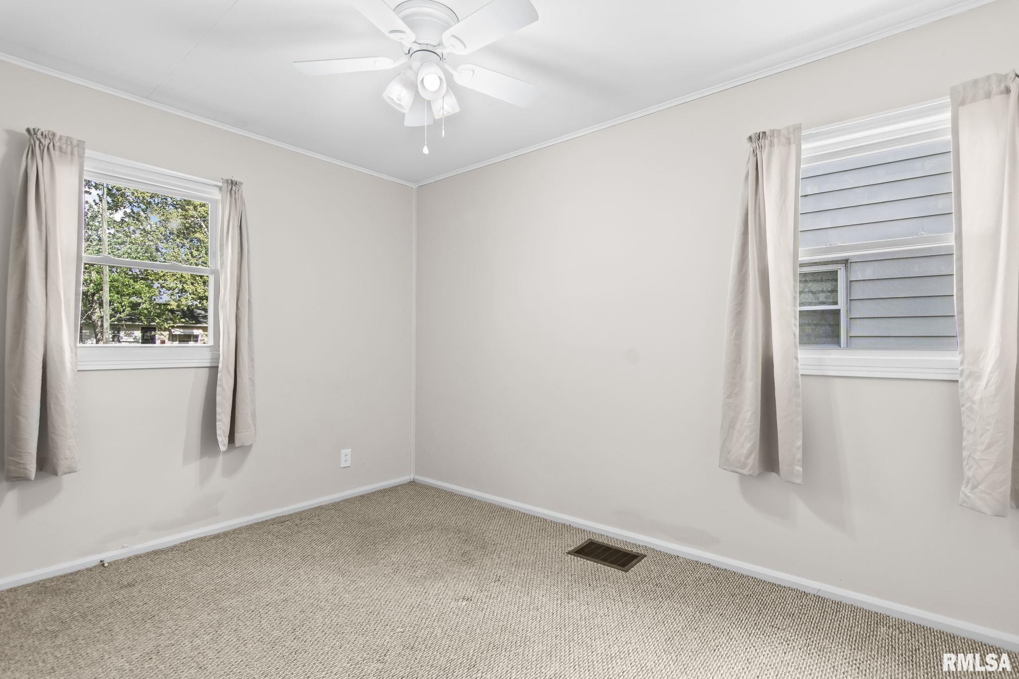 1605 North 21st Street Springfield, IL 62702 - Photo 22 of 31