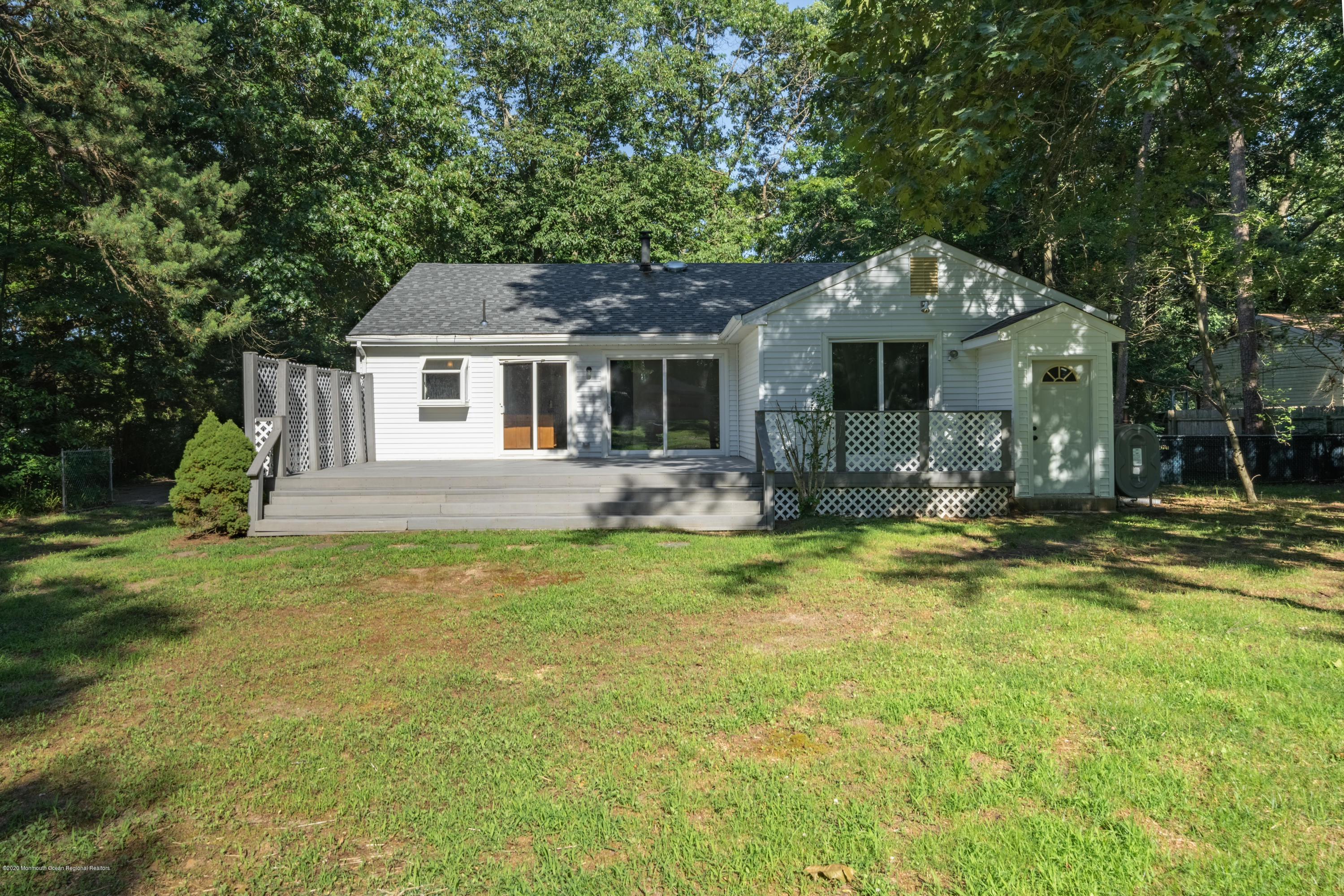 690 Burke Road Jackson, NJ 08527 - Photo 4 of 26 5-SEV02804-HDR