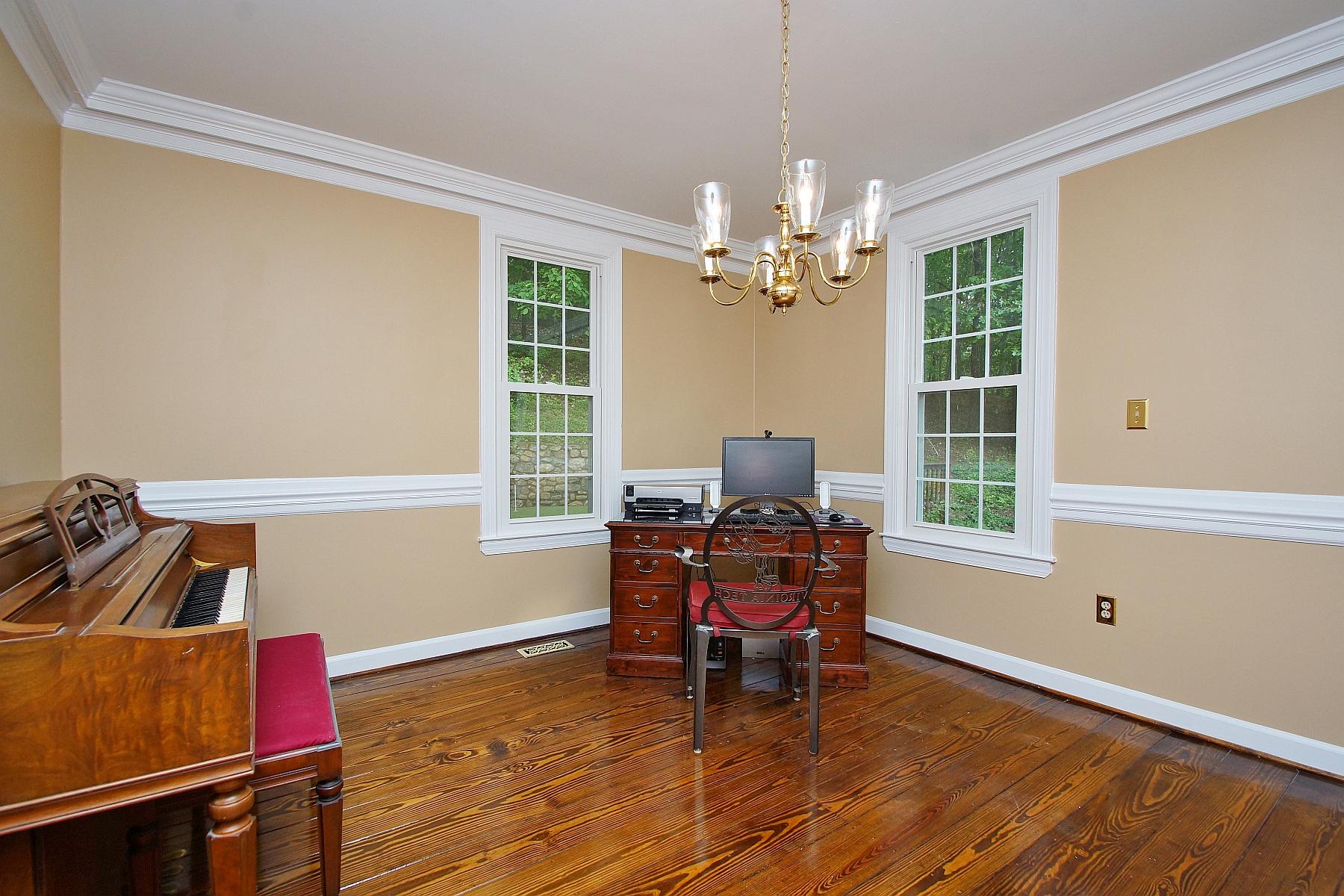 5013 Falcon Ridge Road Roanoke, VA 24018 - Photo 14 of 81 dsc05972