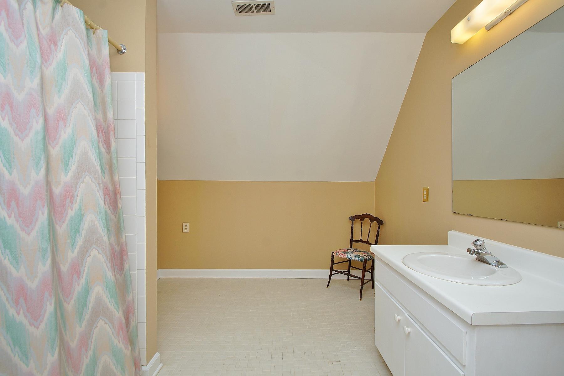 5013 Falcon Ridge Road Roanoke, VA 24018 - Photo 43 of 81 dsc06055