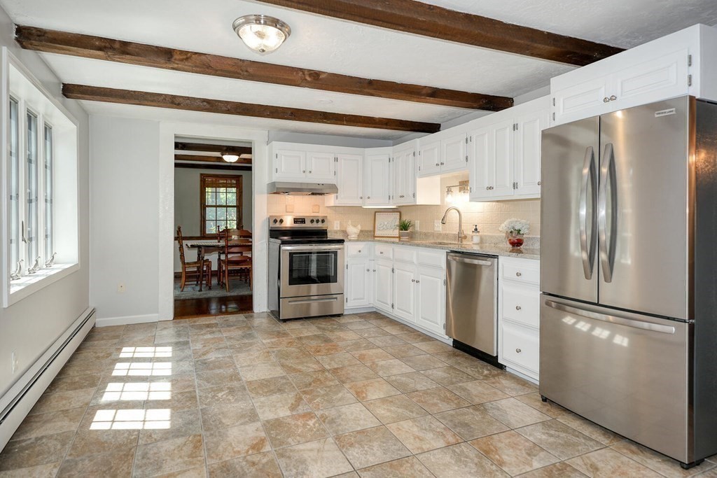 425 Stow Road Marlborough, MA 01752 - Photo 6 of 32 Gallery Image 6