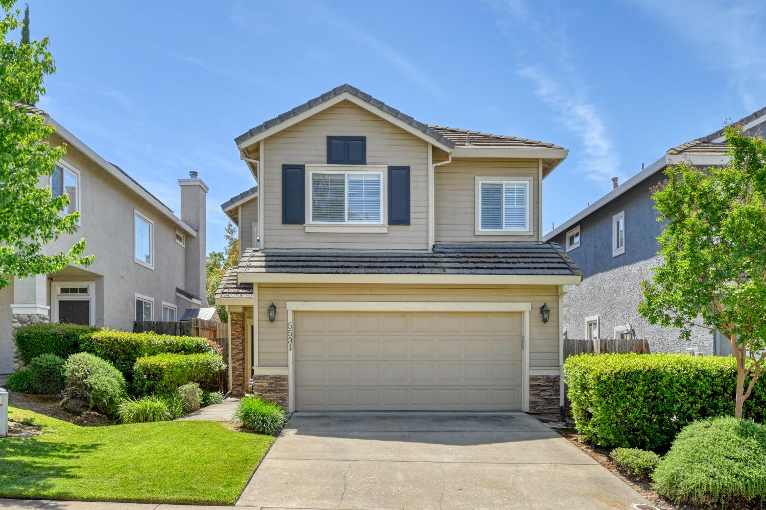 5531 Butte View Court Rocklin, CA 95765 - Photo 1 of 1 a front view of a house with a garage