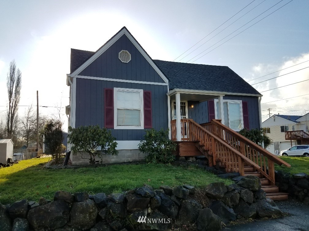 295 Southwest James Street Chehalis, WA 98532 - Photo 1 of 10 Gallery Image 1