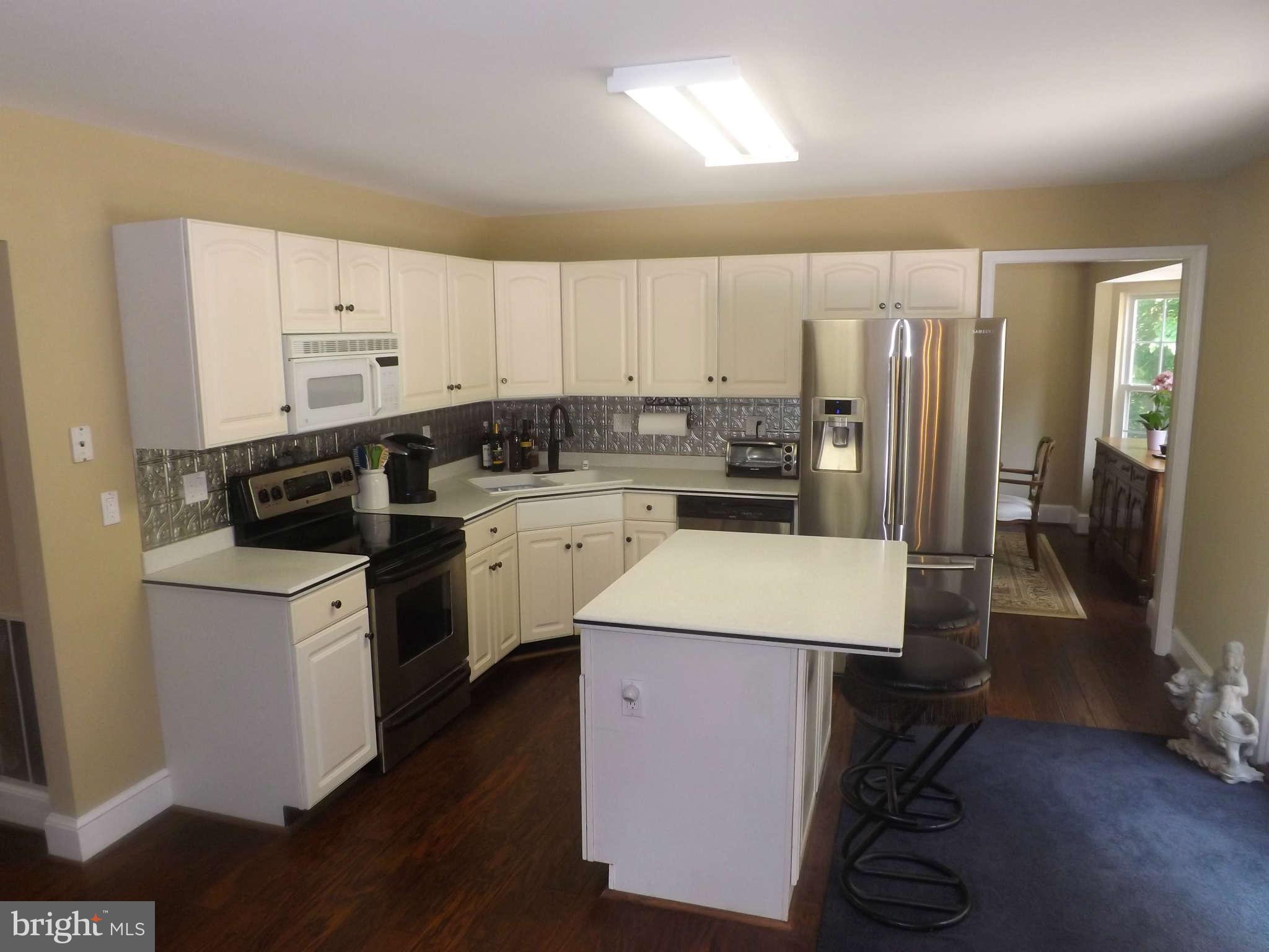 4240 Hardesty Road Huntingtown, MD 20639 - Photo 7 of 30 Kitchen