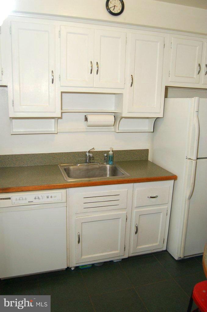 1315 Northview Road Baltimore, MD 21218 - Photo 22 of 27 Kitchen