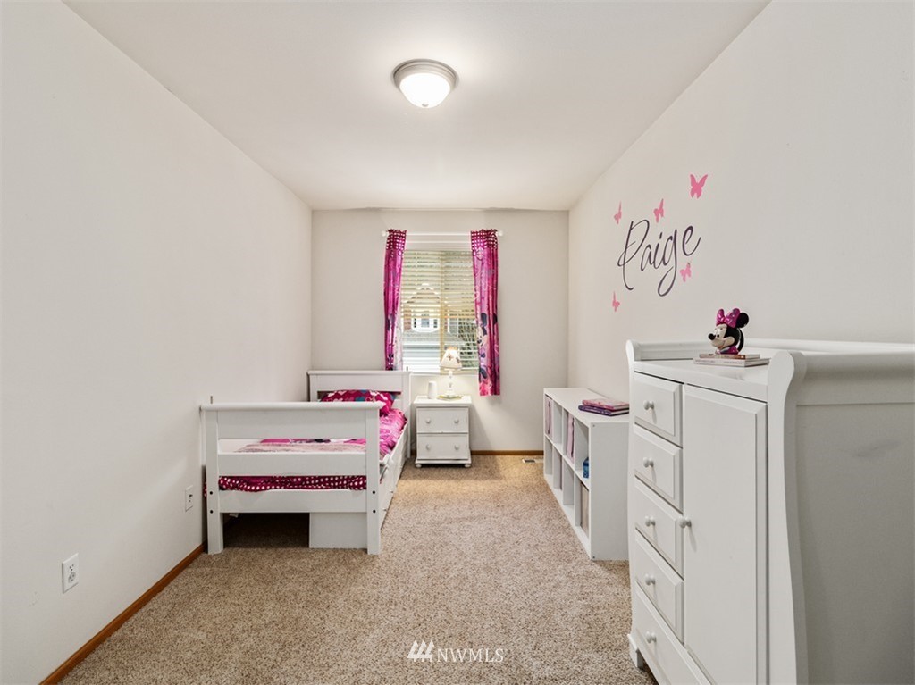 12043 Southeast 186th Street Renton, WA 98058 - Photo 12 of 23 Gallery Image 12