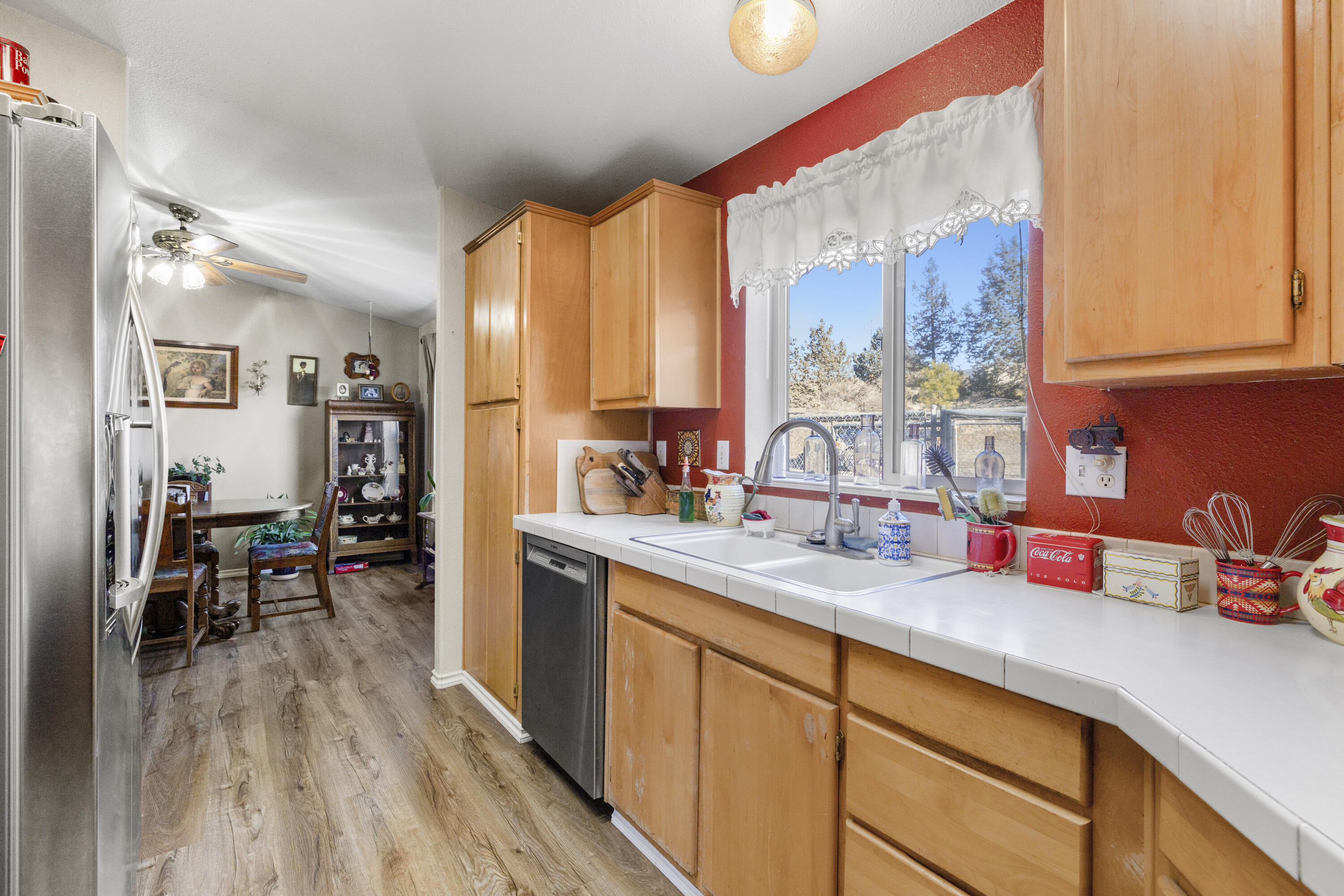 5415 Haskins Road Bonanza, OR 97623 - Photo 44 of 97 Kitchen