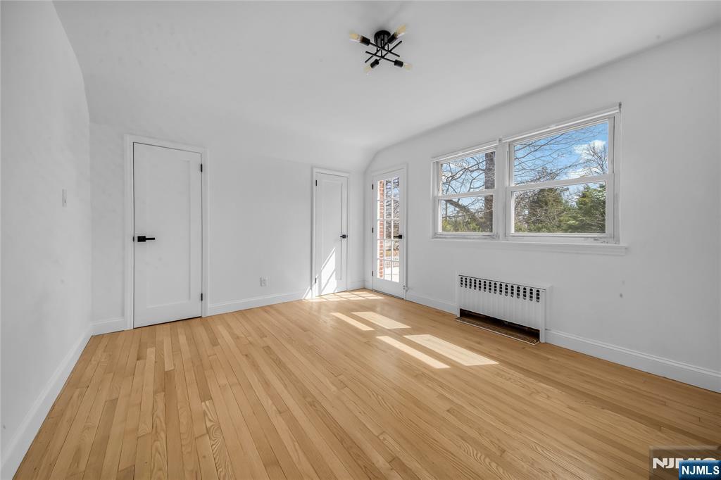 595 Knickerbocker Road Tenafly, NJ 07670 - Photo 16 of 34