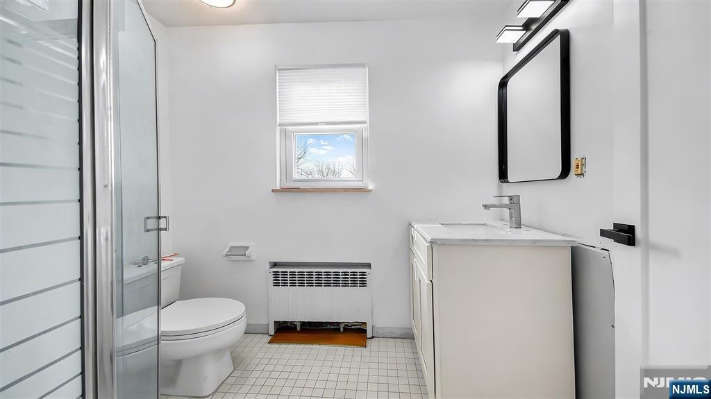 595 Knickerbocker Road Tenafly, NJ 07670 - Photo 18 of 34