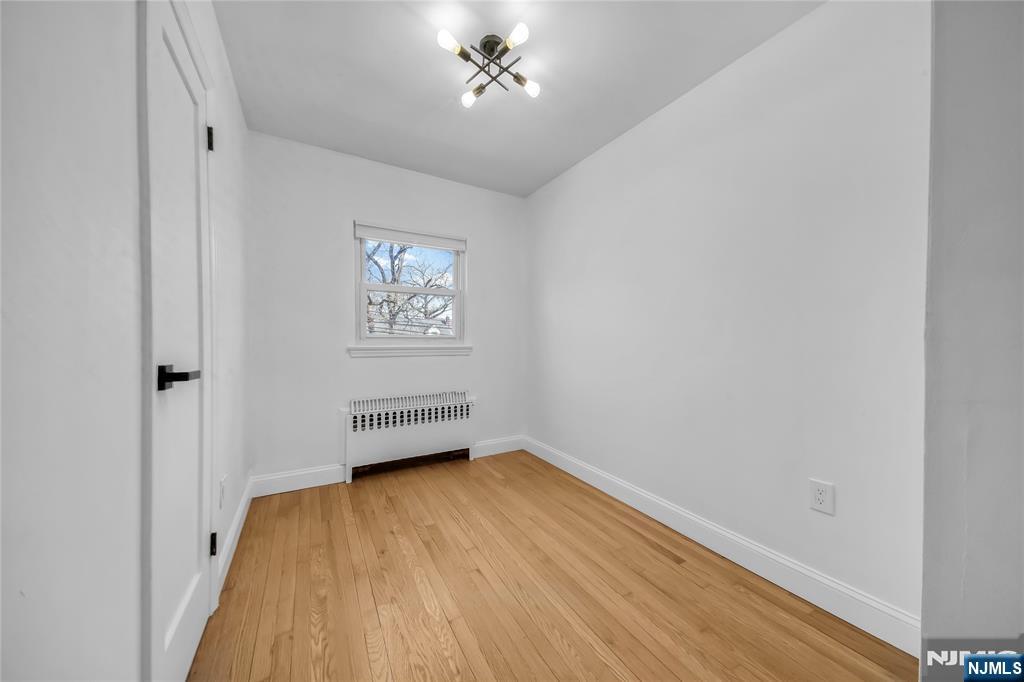 595 Knickerbocker Road Tenafly, NJ 07670 - Photo 19 of 34