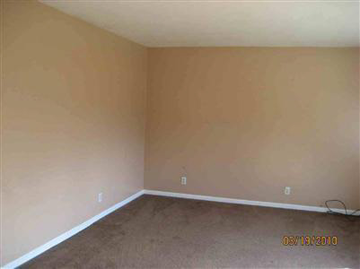 7205 Geeck Road Durand, MI 48429 - Photo 4 of 11 20135178-3.JPG