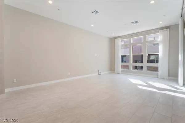 $3,700 | 667 Grey Saker Street, Las Vegas, NV 89138