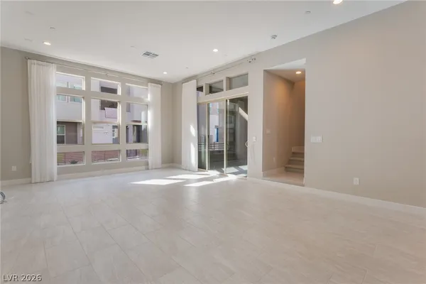 $3,700 | 667 Grey Saker Street, Las Vegas, NV 89138