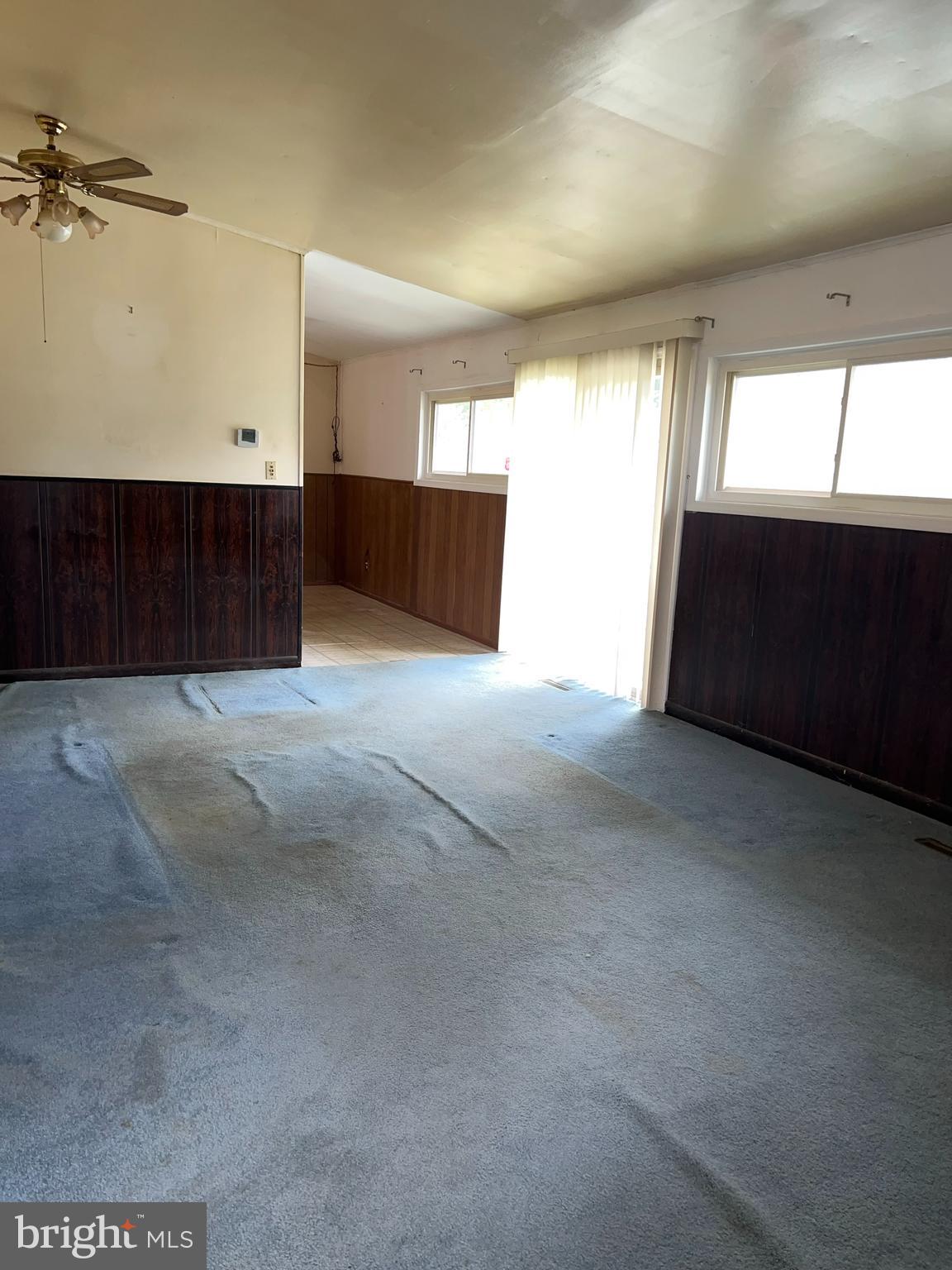 8206 Arrowhead Road Baltimore, MD 21208 - Photo 4 of 11 LIVINGROOM