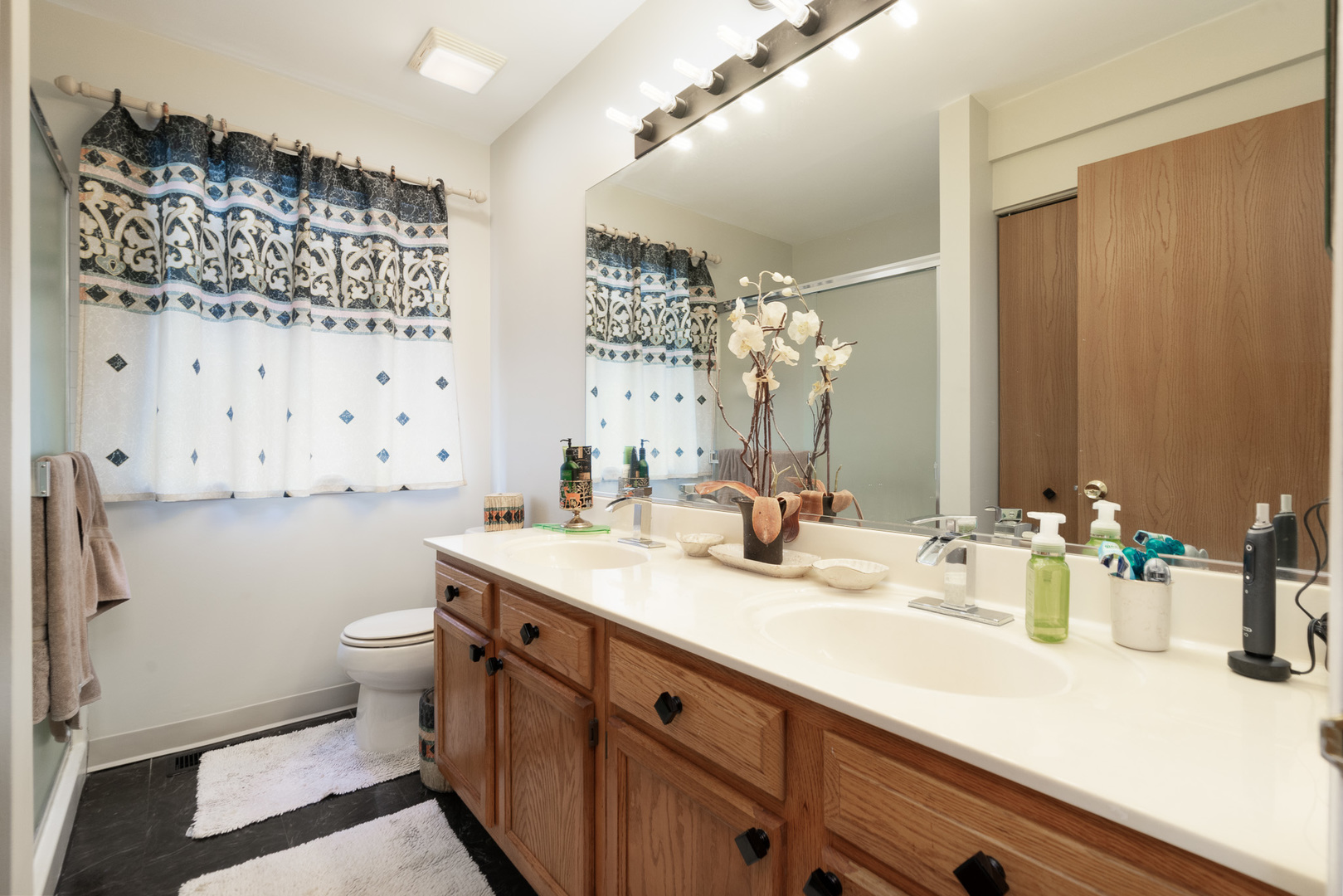 1685 Spaulding Road Bartlett, IL 60103 - Photo 10 of 19 Gallery Image 10