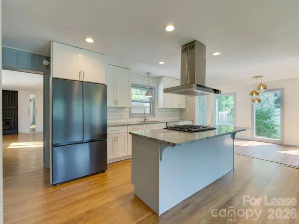 $2,900 | 3921 Sheffield Drive, Charlotte, NC 28205