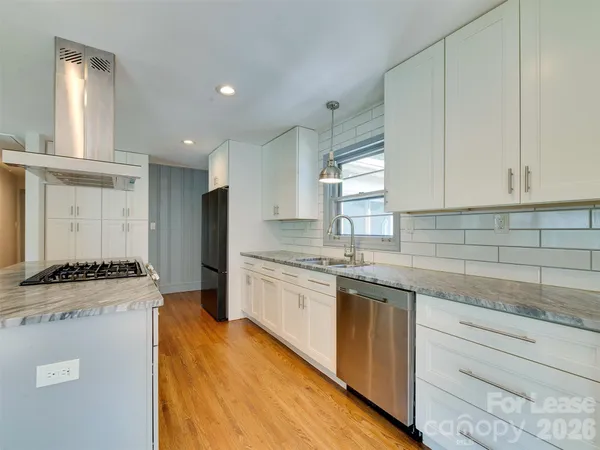 $2,900 | 3921 Sheffield Drive, Charlotte, NC 28205