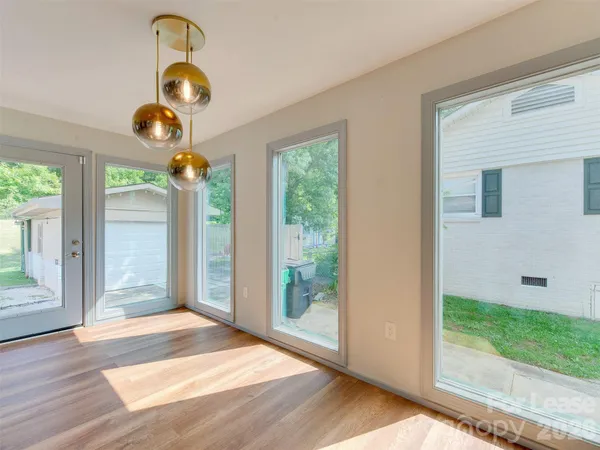 $2,900 | 3921 Sheffield Drive, Charlotte, NC 28205